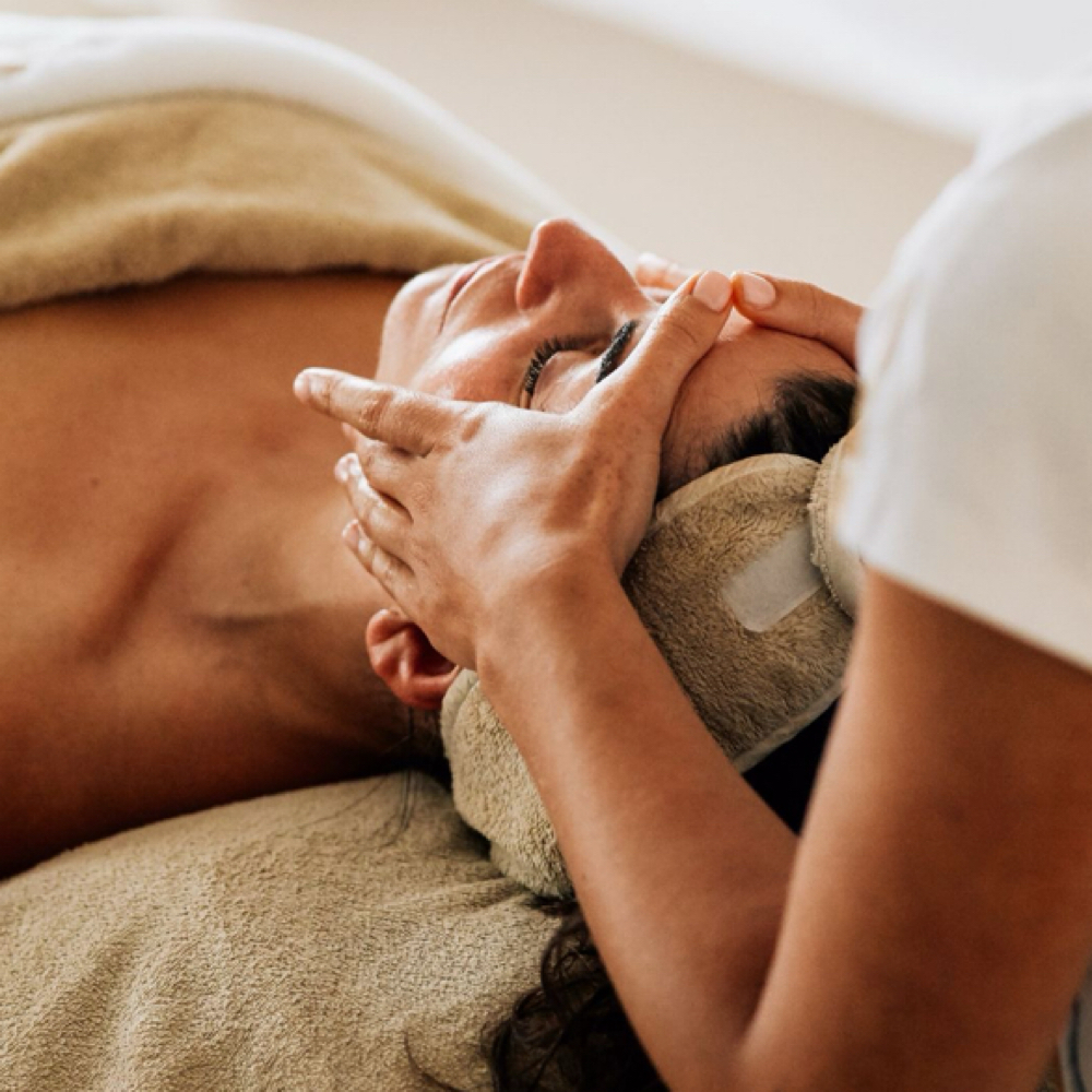 90 minute Signature Facial at Gypsy’s Lashes in San Marcos, CA