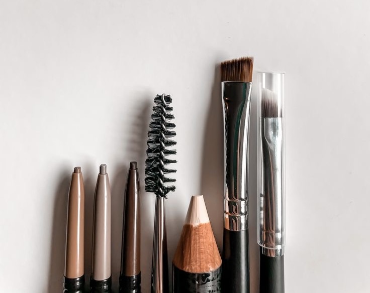 Eyebrow Makeover