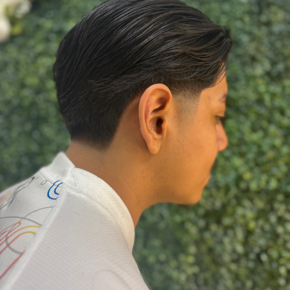 Mens Hair Cut at Meza Beauty in Mundelein, IL