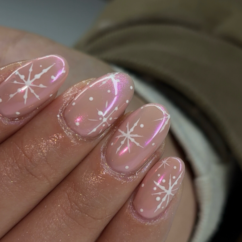 Builder gel Manicure at L.E.N Beauty Studio in Round Lake Park, IL