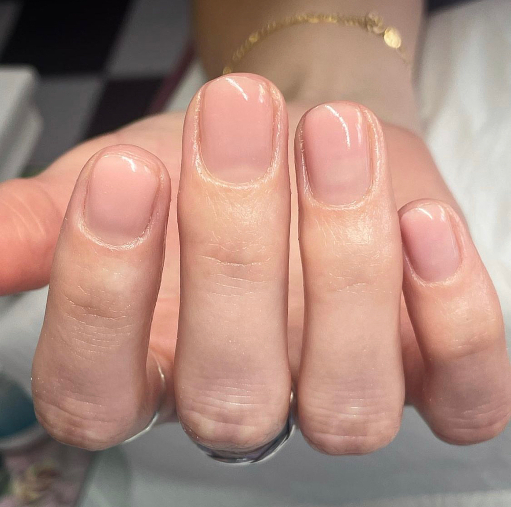 Collagen Treatment + Manicure