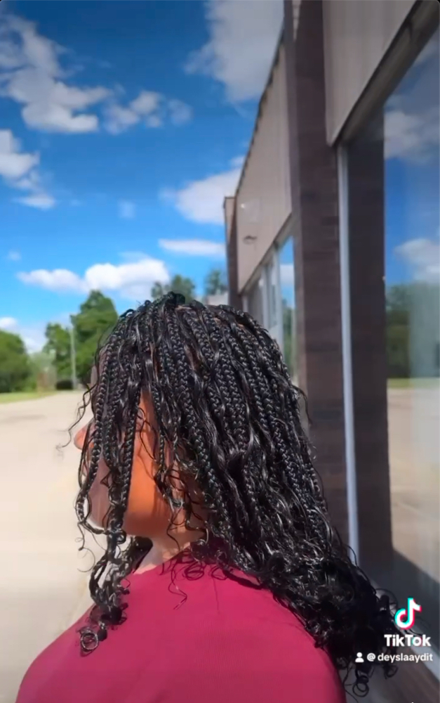 KNOTLESS BOB NON HUMAN