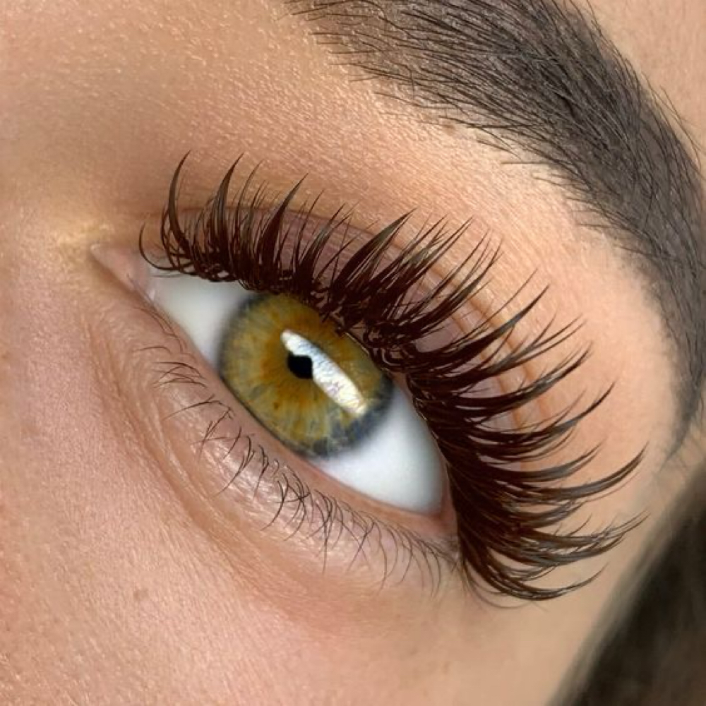 Wet Full Set at Aura Lash & Brow Studios in Tampa, FL