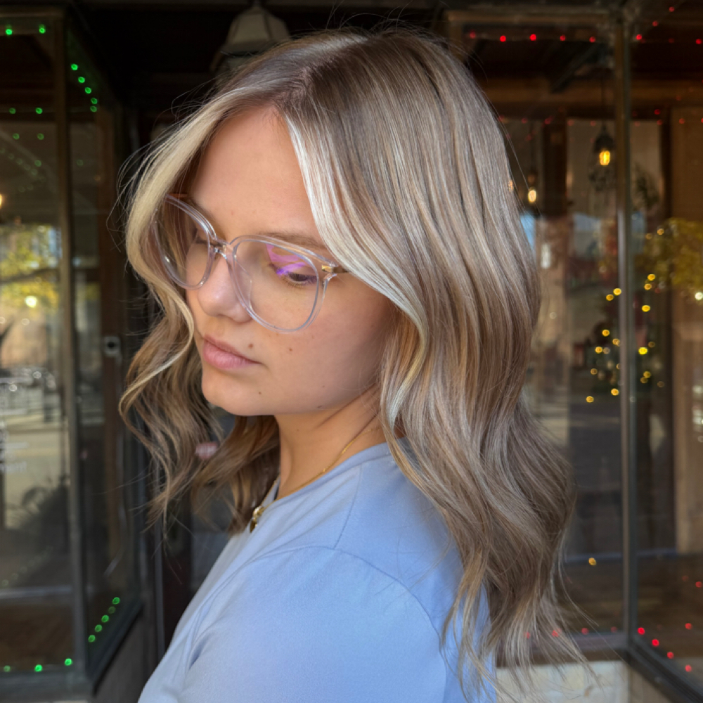 Money Piece/Face Framing Highlights at Lila Brown in Portsmouth, OH