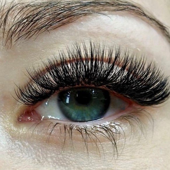 Volume Lash Extensions