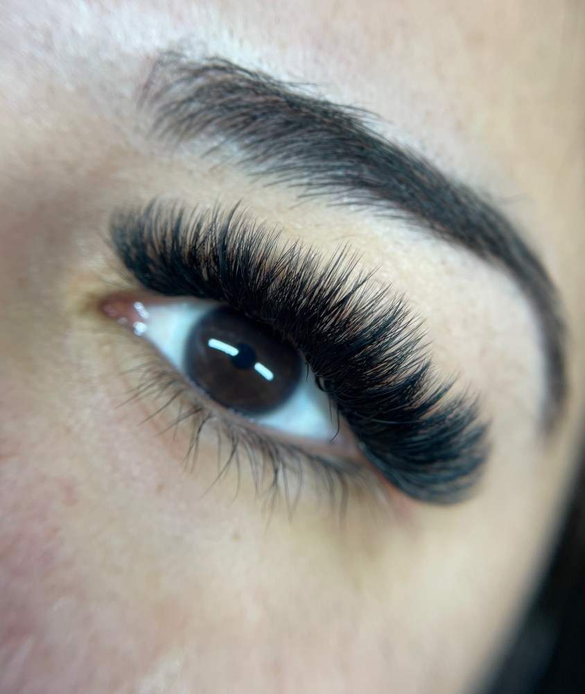 Customized 2-2.5 Week Fill at LashedXFavi in Odessa, TX