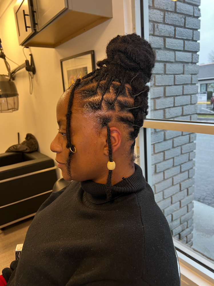 ‼️New Loc Clients Must Book‼️ at Manou Locs & Braids in Atlanta, GA