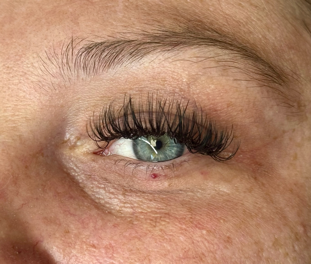Lash Consultation