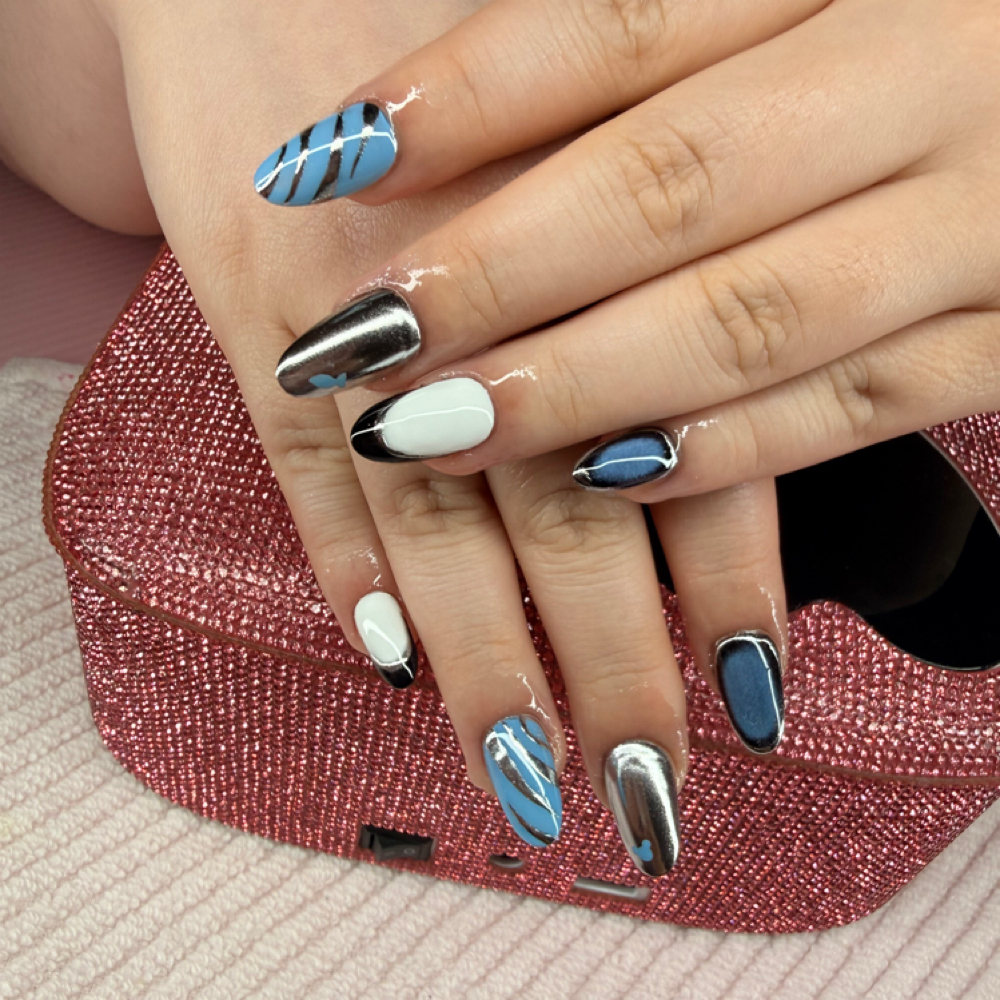 Student/grad Nail Sale at KittyNails in Brooklyn, NY
