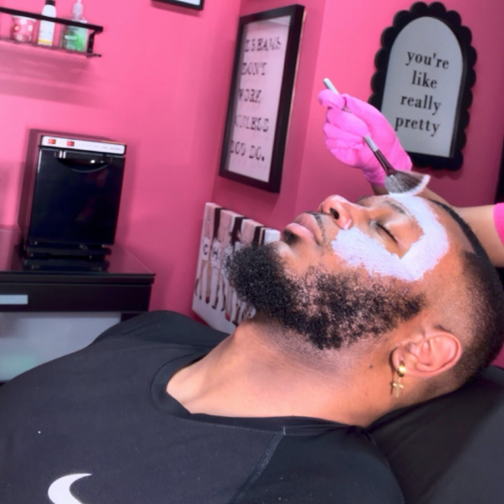 Gentlemen’s Facial at B0ld Beauty by Tay Chanel in Lawrenceville, GA