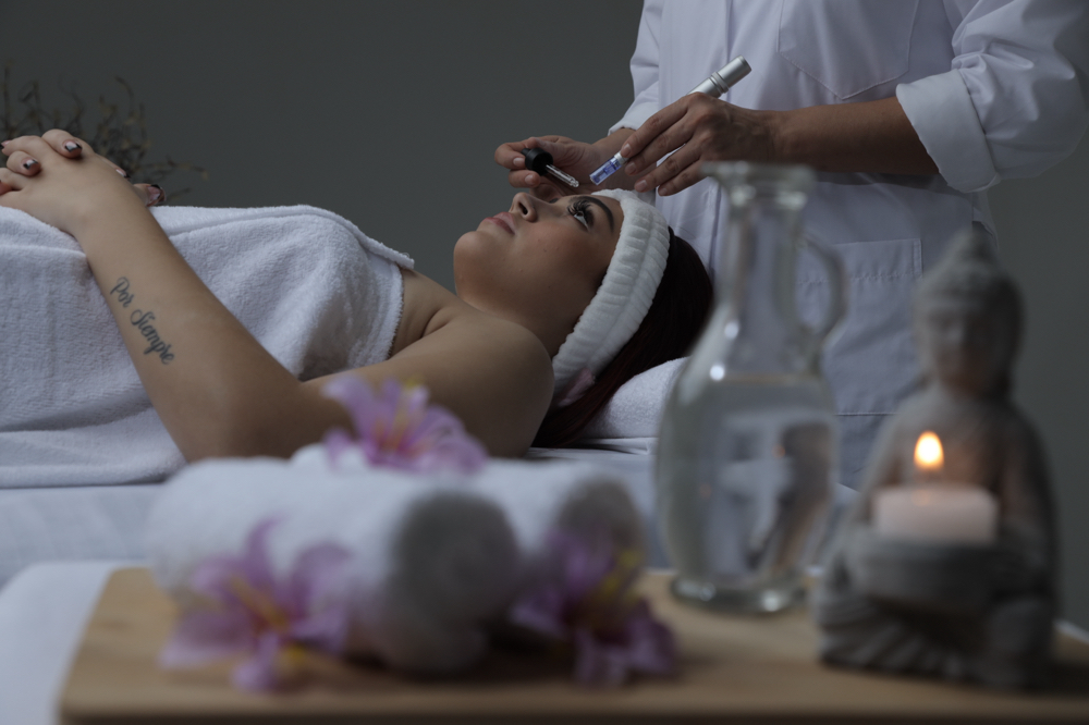 4 Microneedling With Stem Cells