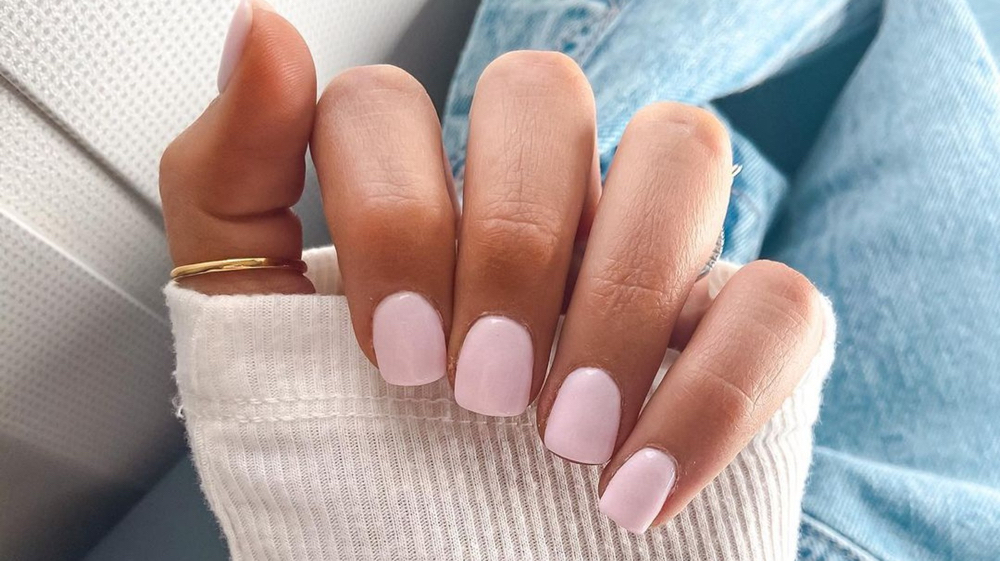 Dip Manicure