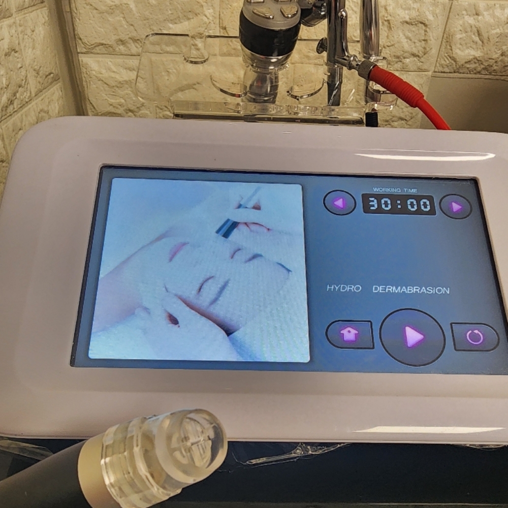 Hydrafacial with Facial at BELLA'S SENSES SPA by Angie in Coral Springs, FL