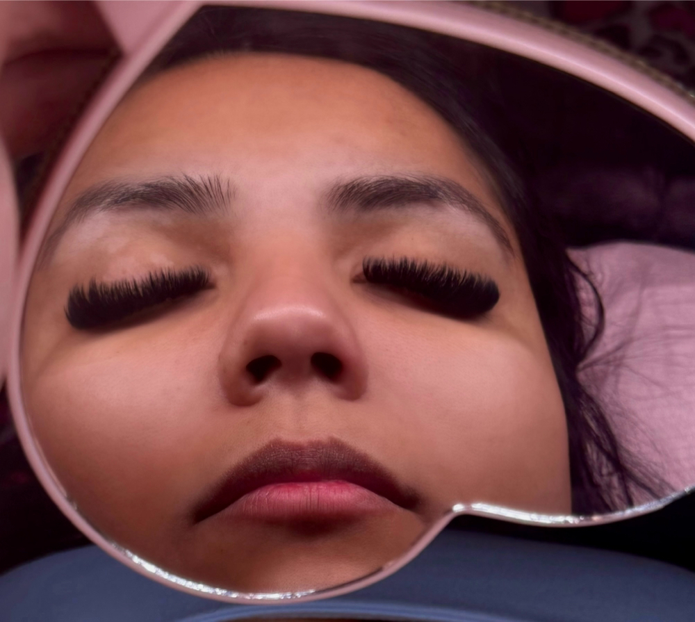 Lash Removal