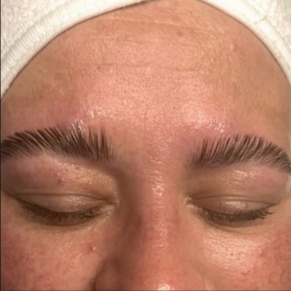 Brow Shaping at Reese SkinTreat in Cape Girardeau, MO