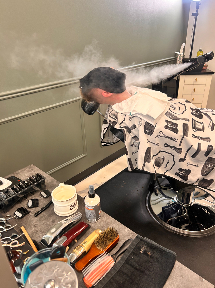 Detayled Cut and Hot Towel Shave