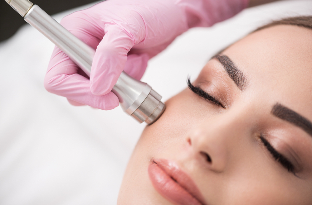 Microdermabrasion  Enzyme  Facial