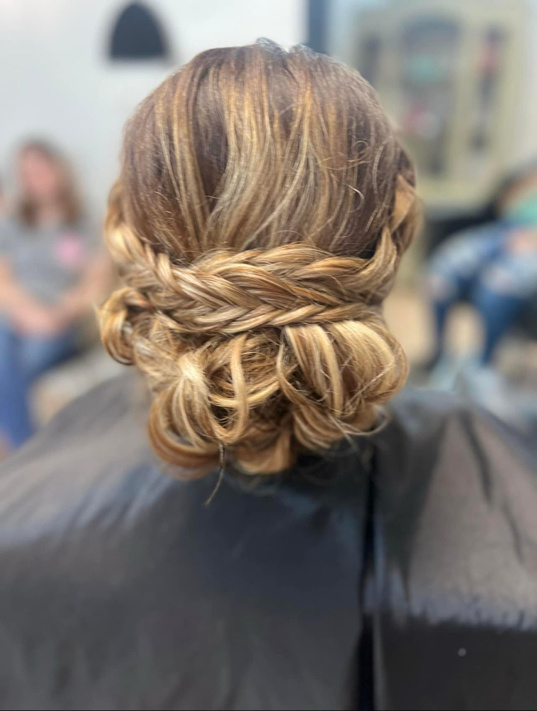 Prom/Wedding/Special Occasion Style
