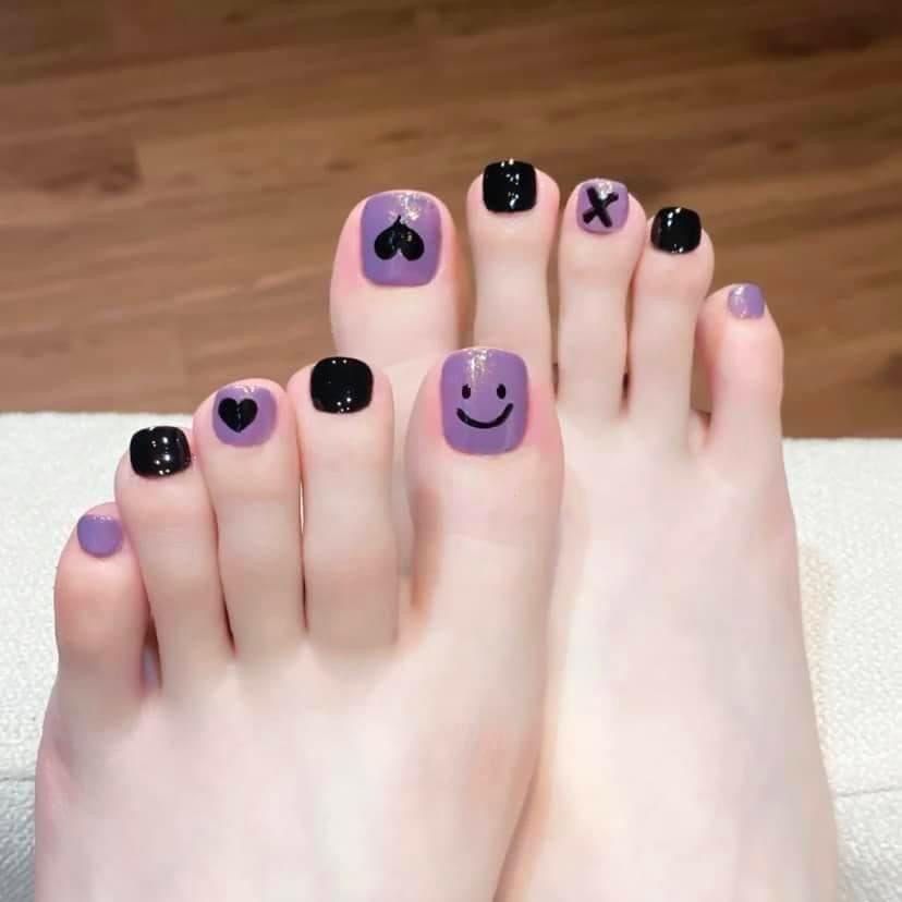 Kids Mani & Pedi