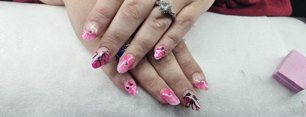 Glow In The Dark at Karen Garcia/ traviesas nails in Carson City Nevada, NV