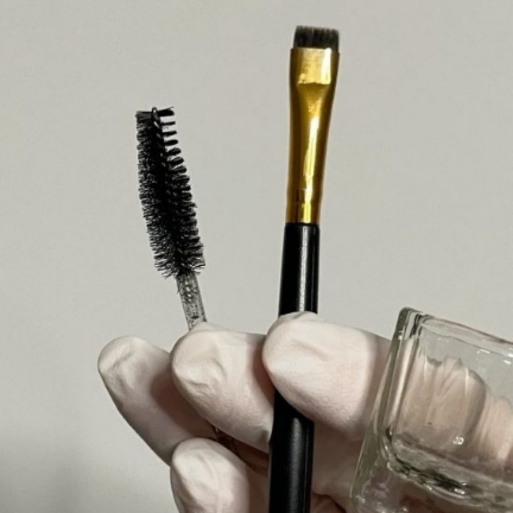 Eyebrow Design & Tint at Halo Aesthetics Center in Harrison, NJ