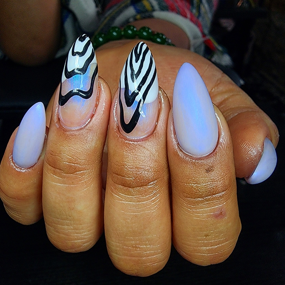 Elaborate Nail Art - Add On
