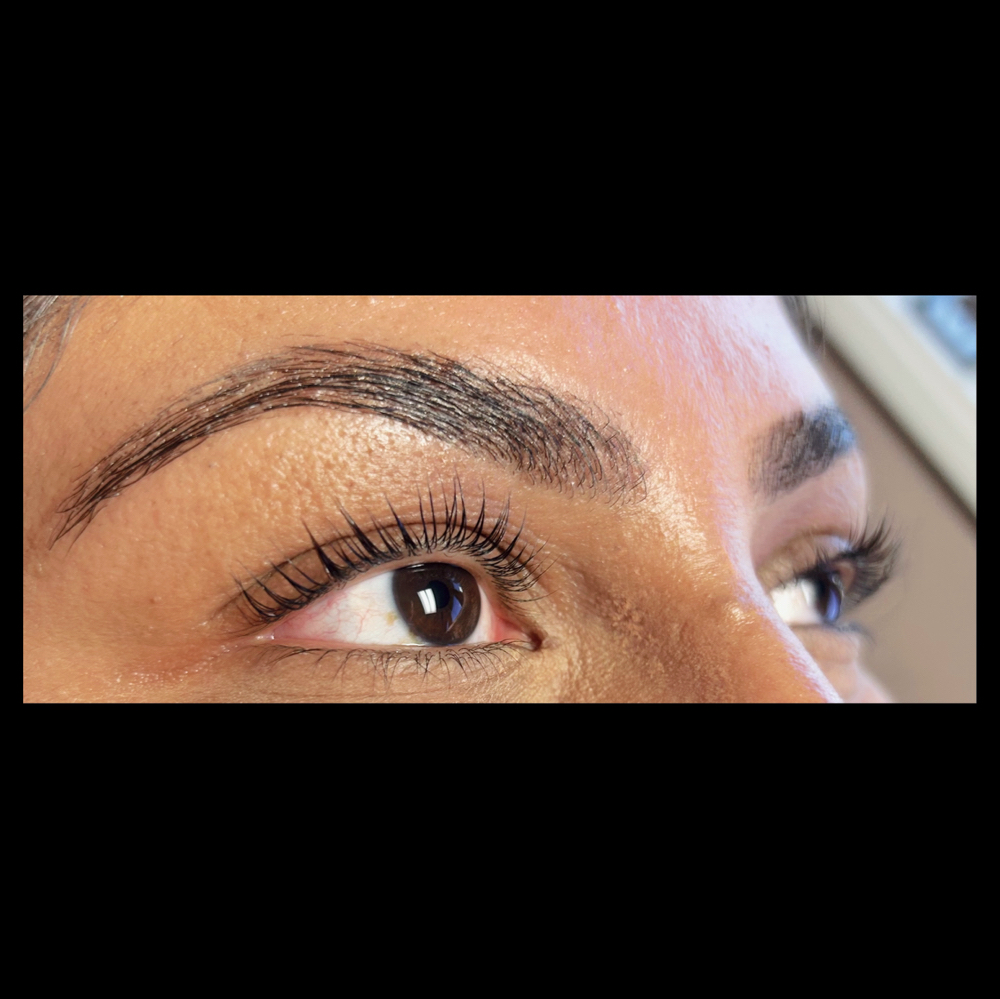 Lash Lift + Brow Wax🦇
