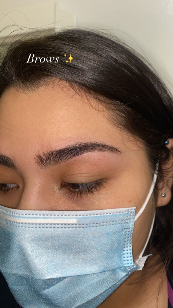 Eyebrow With Thread