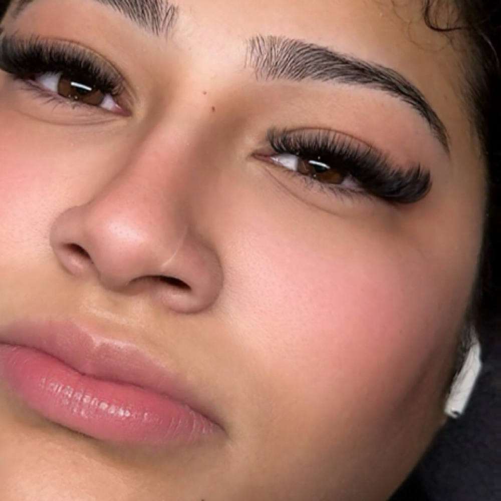 Drama Queen Volume set at Lesli's Glow Studio in Massapequa park, NY