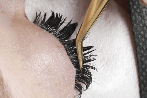 Lash Removal