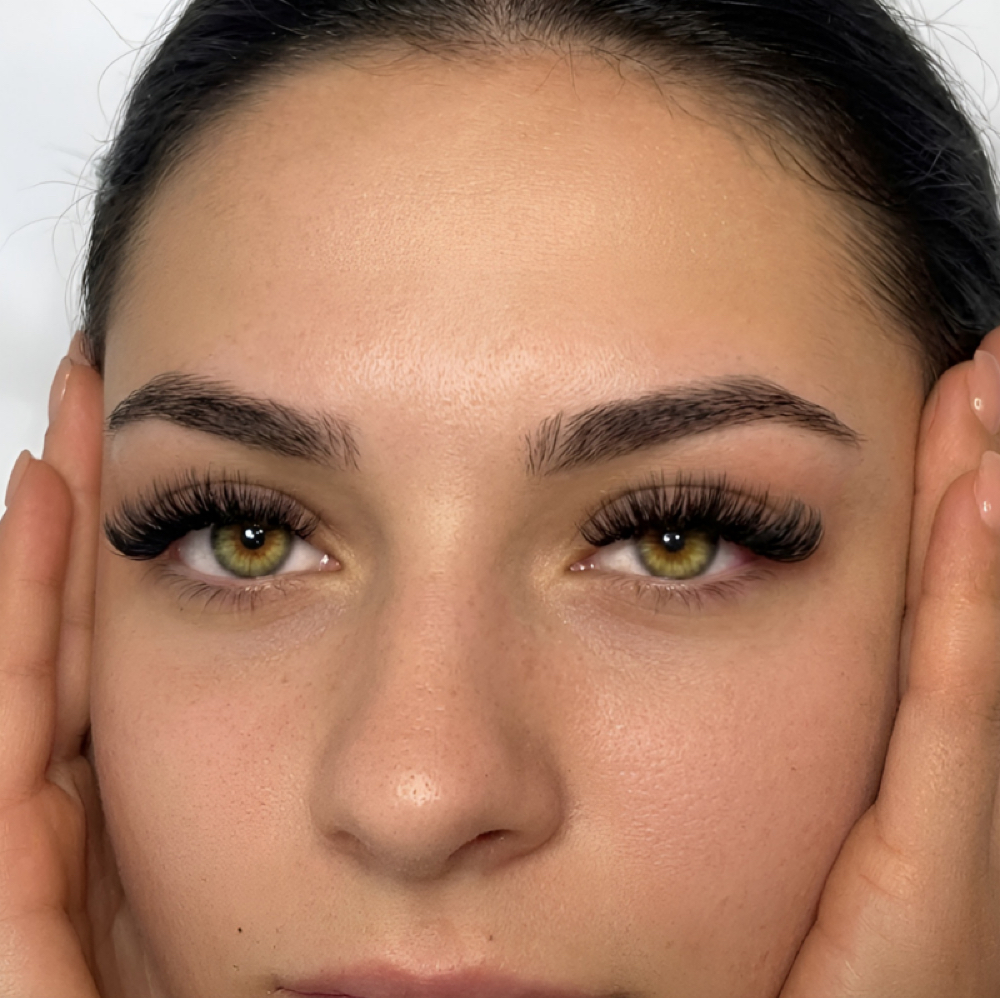 Volume Full Set at Lash And Beauty Loft LLC in Columbus, OH