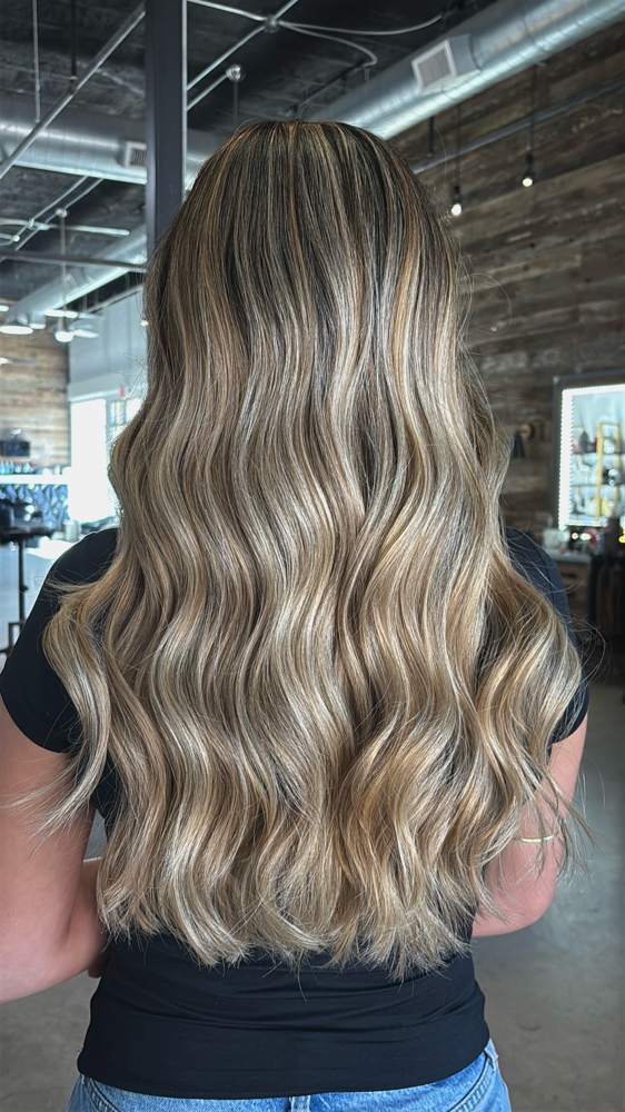 Partial Balayge | Highlight at Hannah Alisse | Hairstylist in Mansfield, TX
