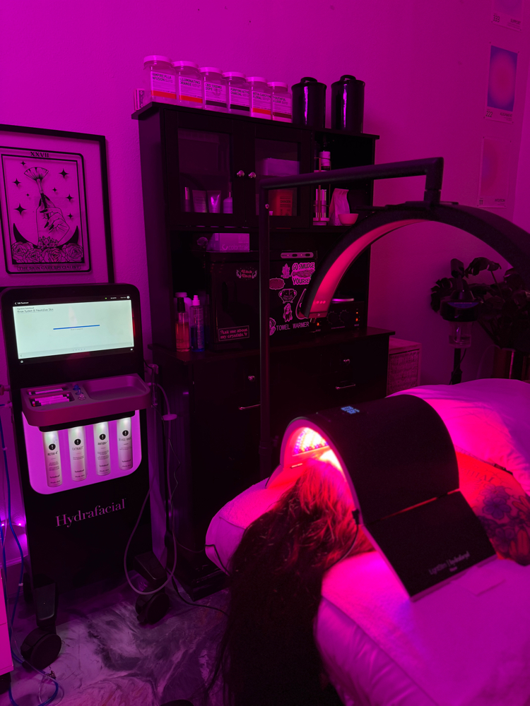 The Signature Hydrafacial