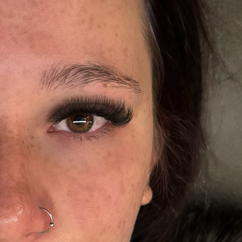 Soft Hybrid Full Set at Pretty Bond in Benson, AZ