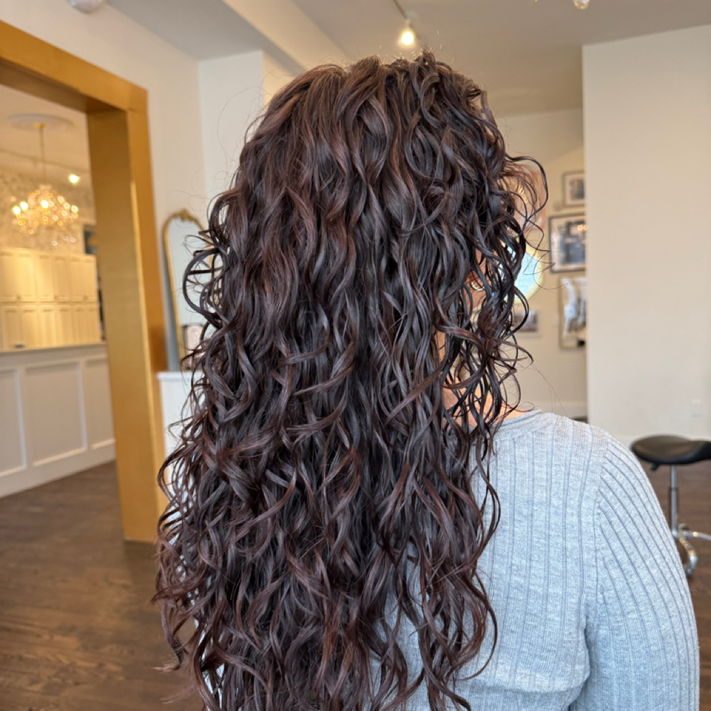 THE ROOT RETOUCH at HANNAH JAHN HAIR in DAYTON, OH