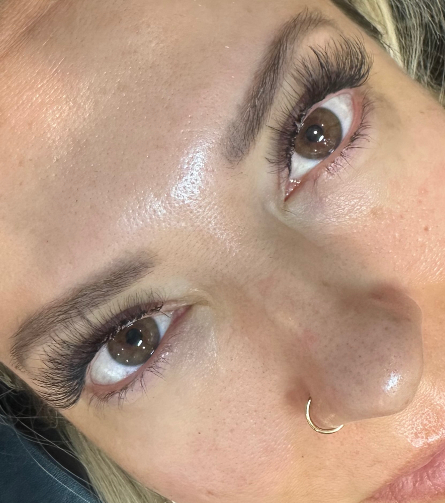 Hybrid Fairy Lash Extensions +Fills