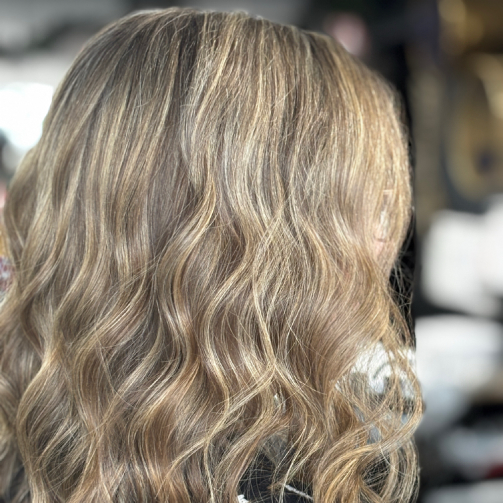 Partial Blonding Color at Megan Manley in Peoria Heights, IL