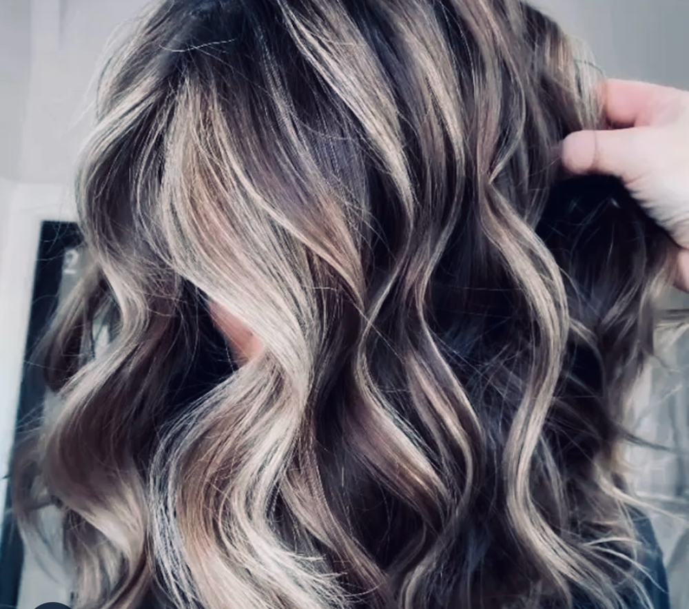 Shampoo & Blowdry