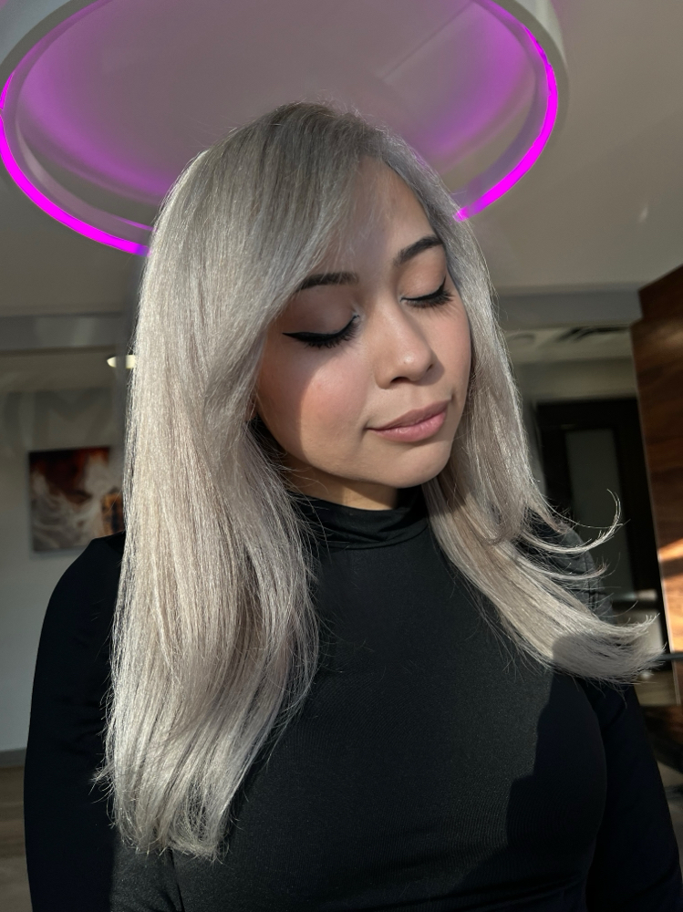 Scalp Blonde Retouch
