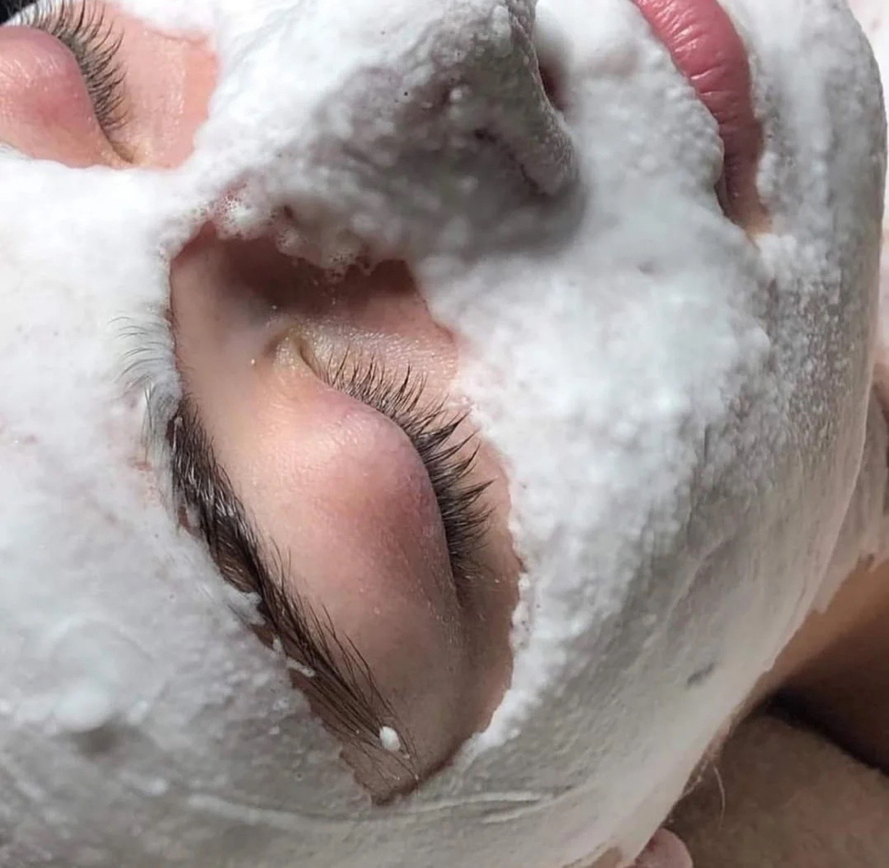 Dermaplaning Facial