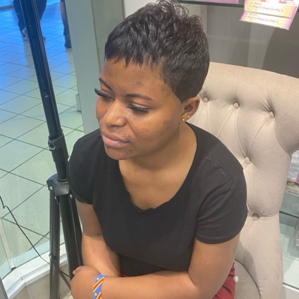 Touch-up, Haircut and Thermal Press at Global Salon in Dayton, OH