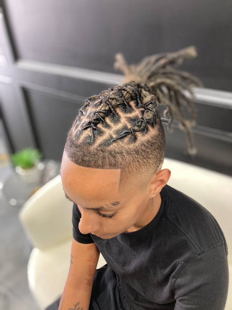 Loc Retwist • Top half at LocLoveCo. LLC in Tulsa, OK