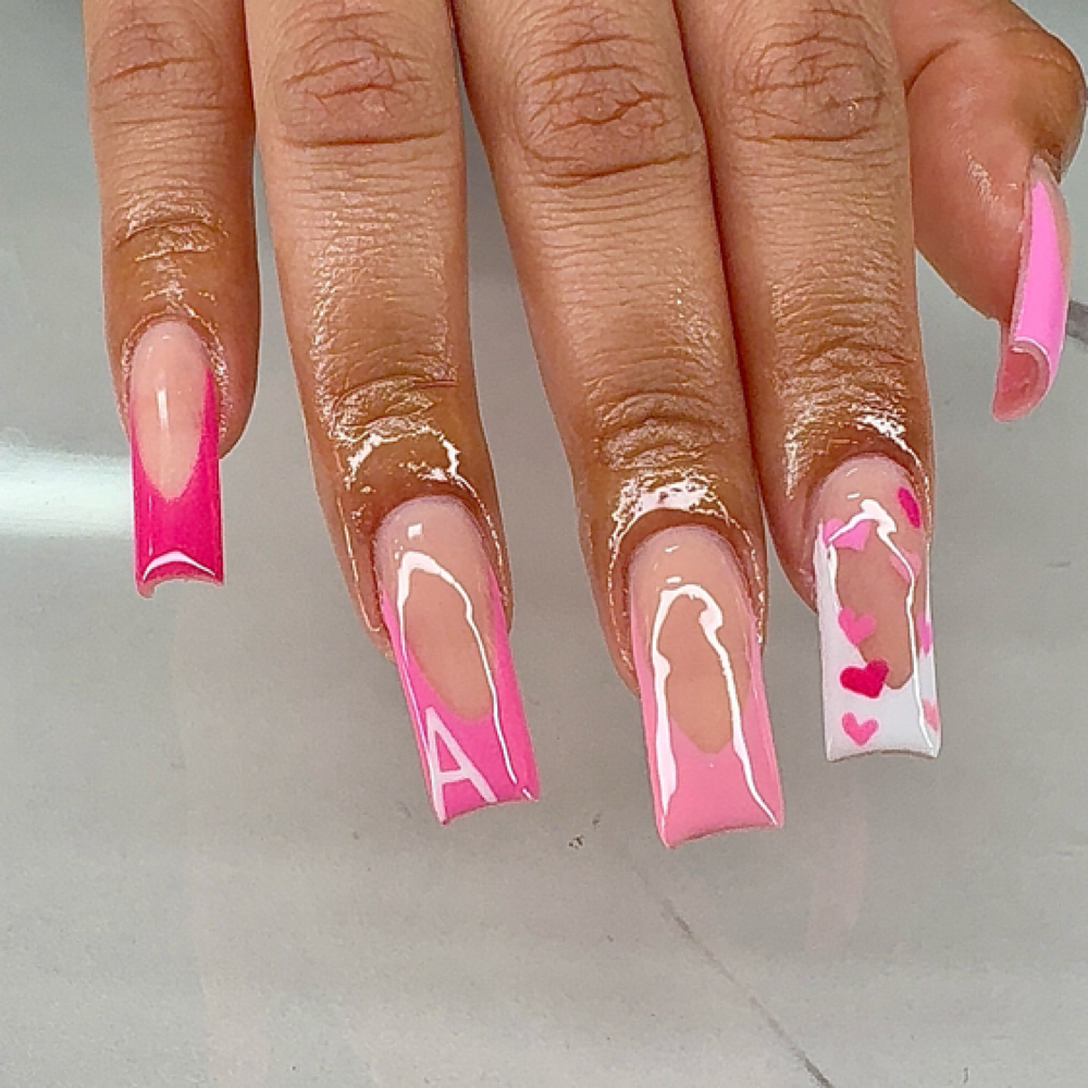 Simple Nail Art at SetsbyShorty in Downtown Los Angeles, CA