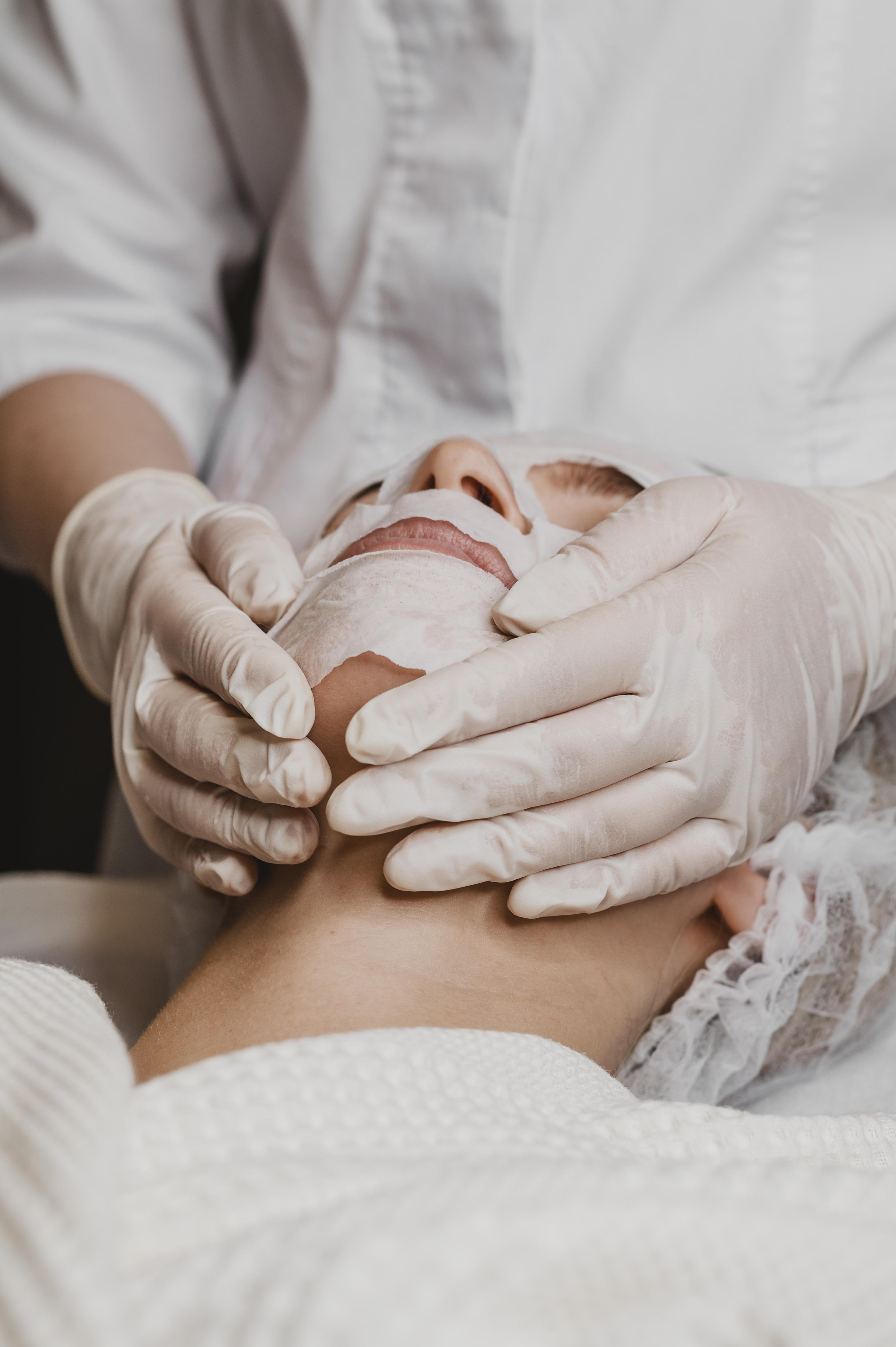 SiMonet Express Facial