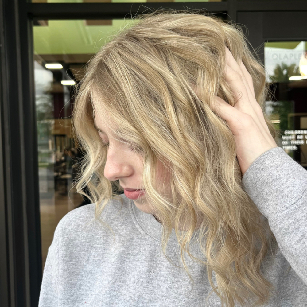 Toner Wash/Style at Haylee Mccafferty in Bellefontaine, OH