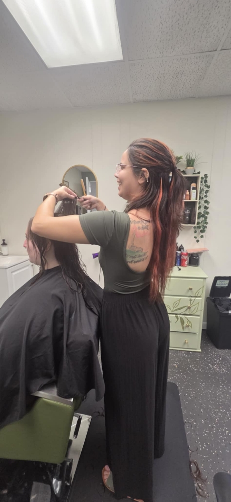 Queen's Revival Cut And Style