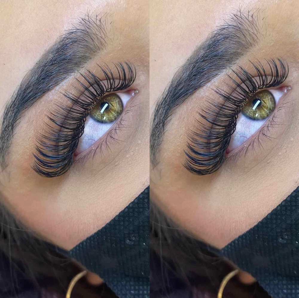 Deluxe Classic Set at Beautyyourway.Sa in San Antonio, TX