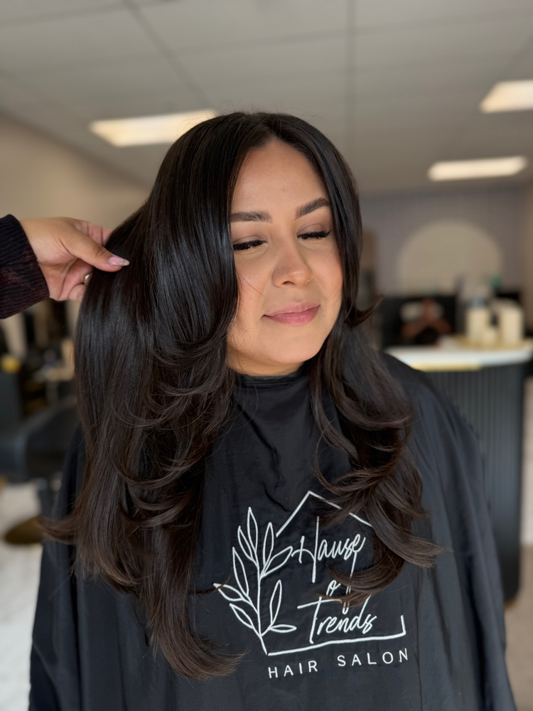 Signature Blowout at ALONDRAXHAIR in Salem, OR