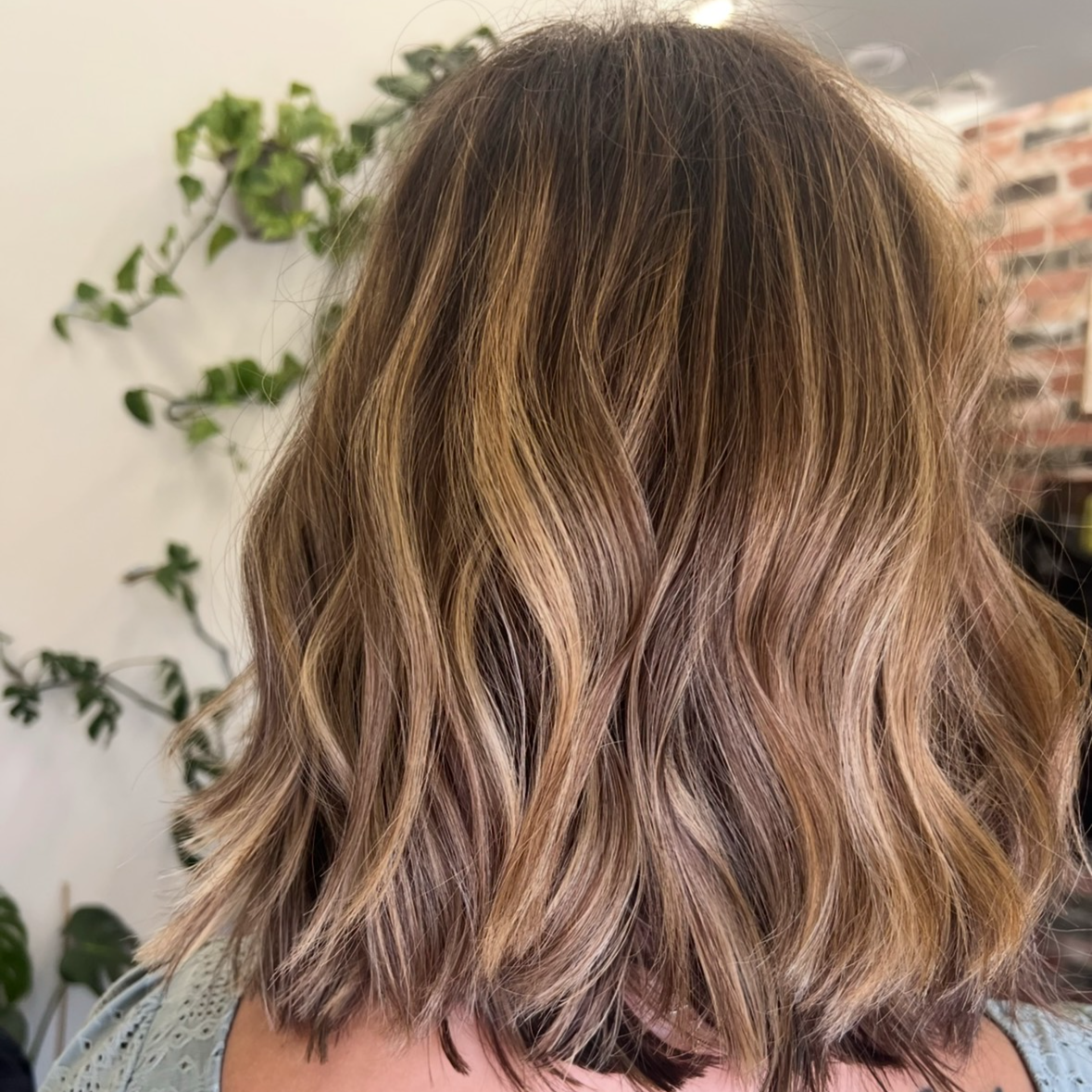 PARTIAL FOILAYAGE || BALAYAGE at The Harlow Beauty Co. in Westlake, OH