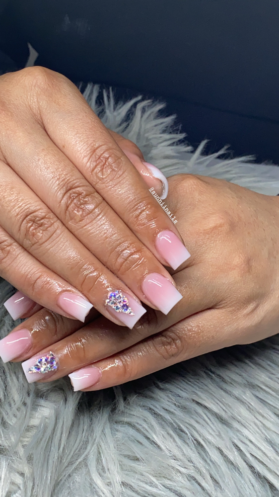 Fill In | short/medium at Sunnii Nails in College Park, GA